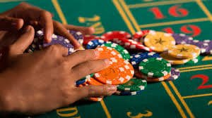 Filipino players enjoying mobile sports betting on vip games